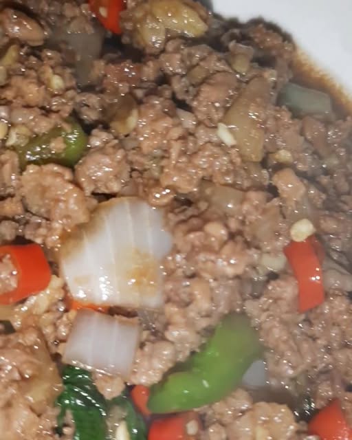 Pad Krapow stir-fry close-up